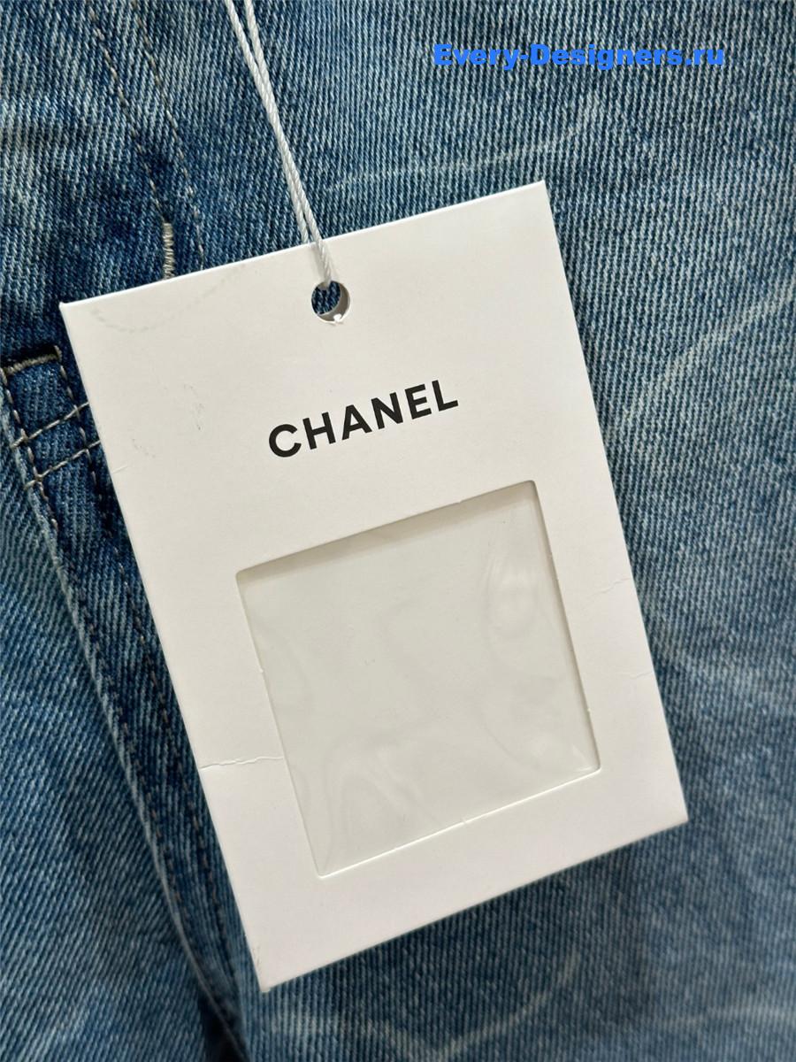 Ch**el vintage washed high-waist jeans