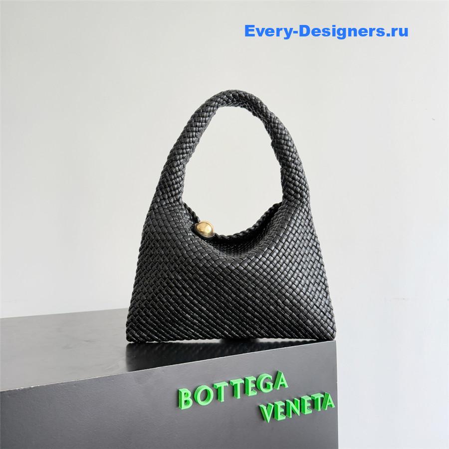 b0tt*ga Ven*ta black tosca intreccio leather shoulder bag
