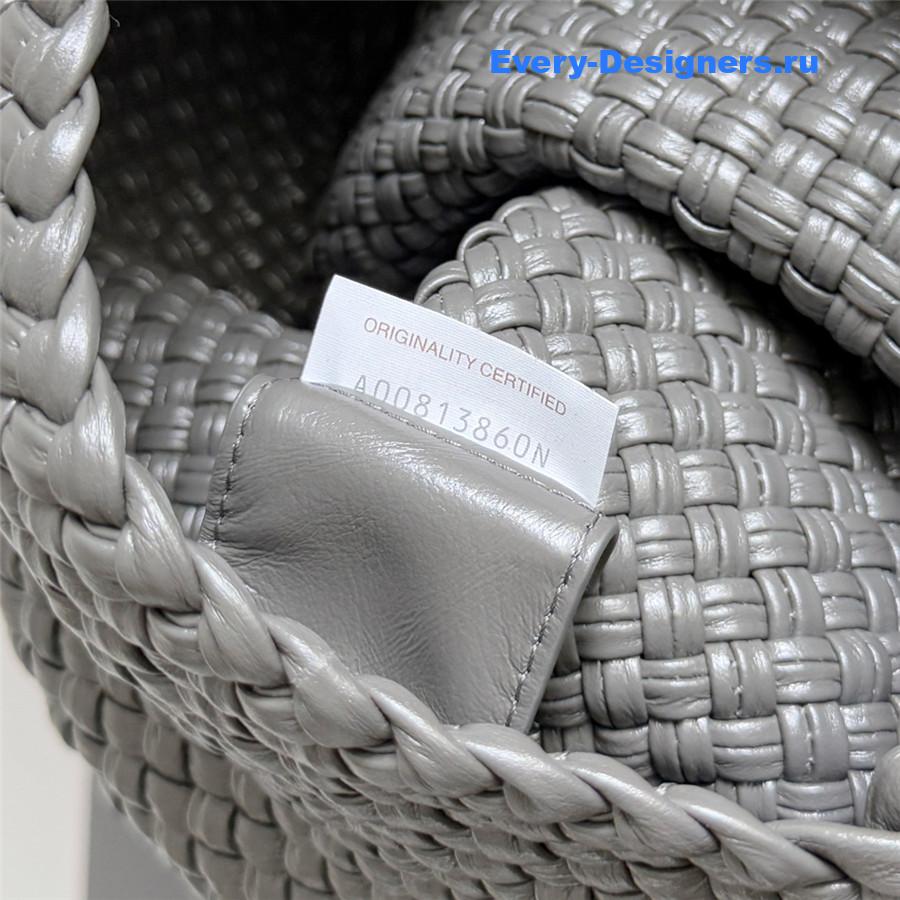 b0tt*ga Ven*ta gray tosca intreccio leather shoulder bag