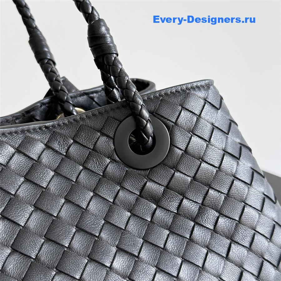 b0tt*ga Ven*ta black leather basket shoulder bag