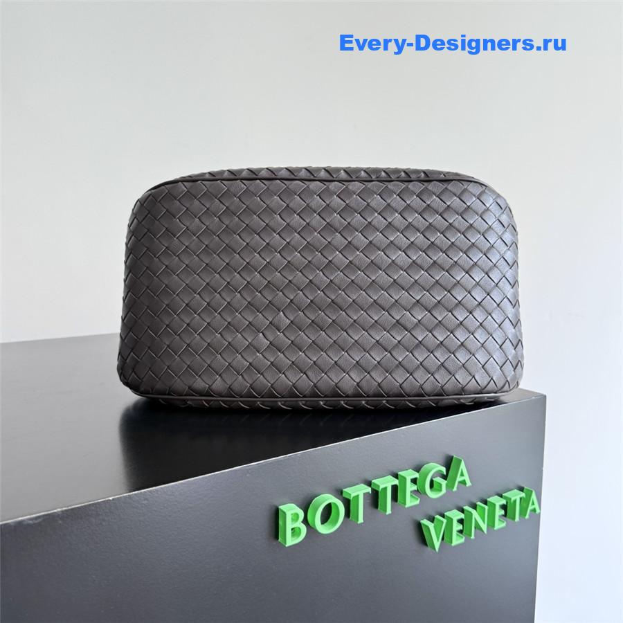 b0tt*ga Ven*ta brown leather basket shoulder bag