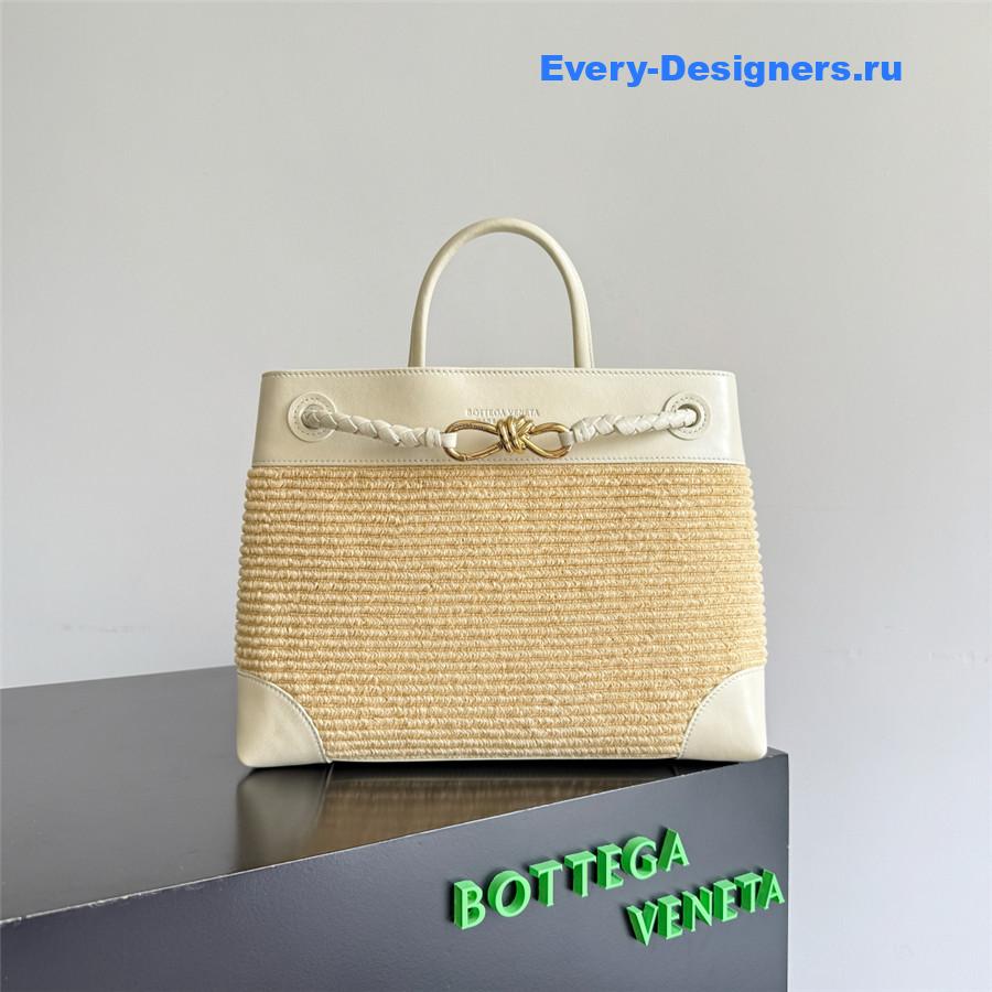 b0tt*ga Ven*ta andiamo small tote