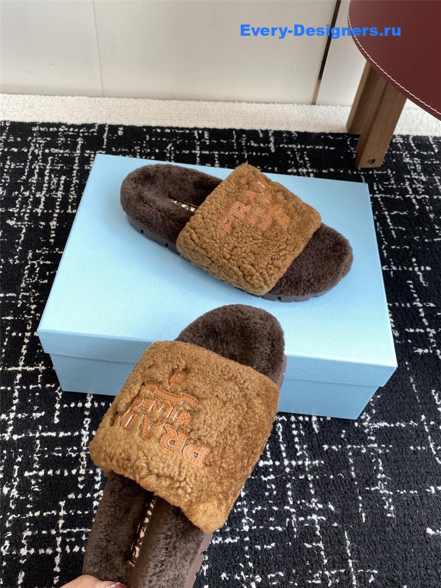 Pra*a women’s knitting wool winter slides
