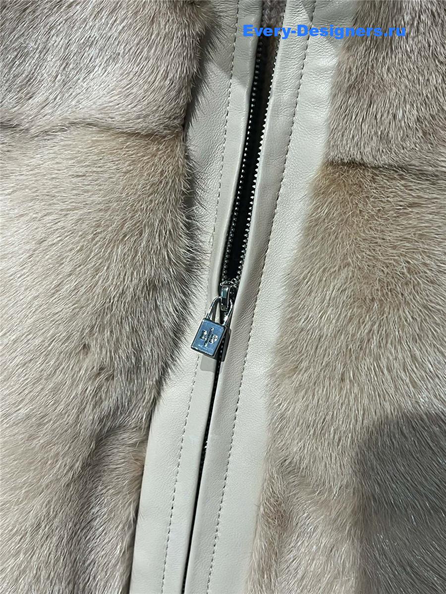 L0r0 P1ana beige mink cashmere coat