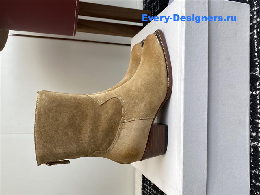 Ce1i*e womens beige suede zipped boots