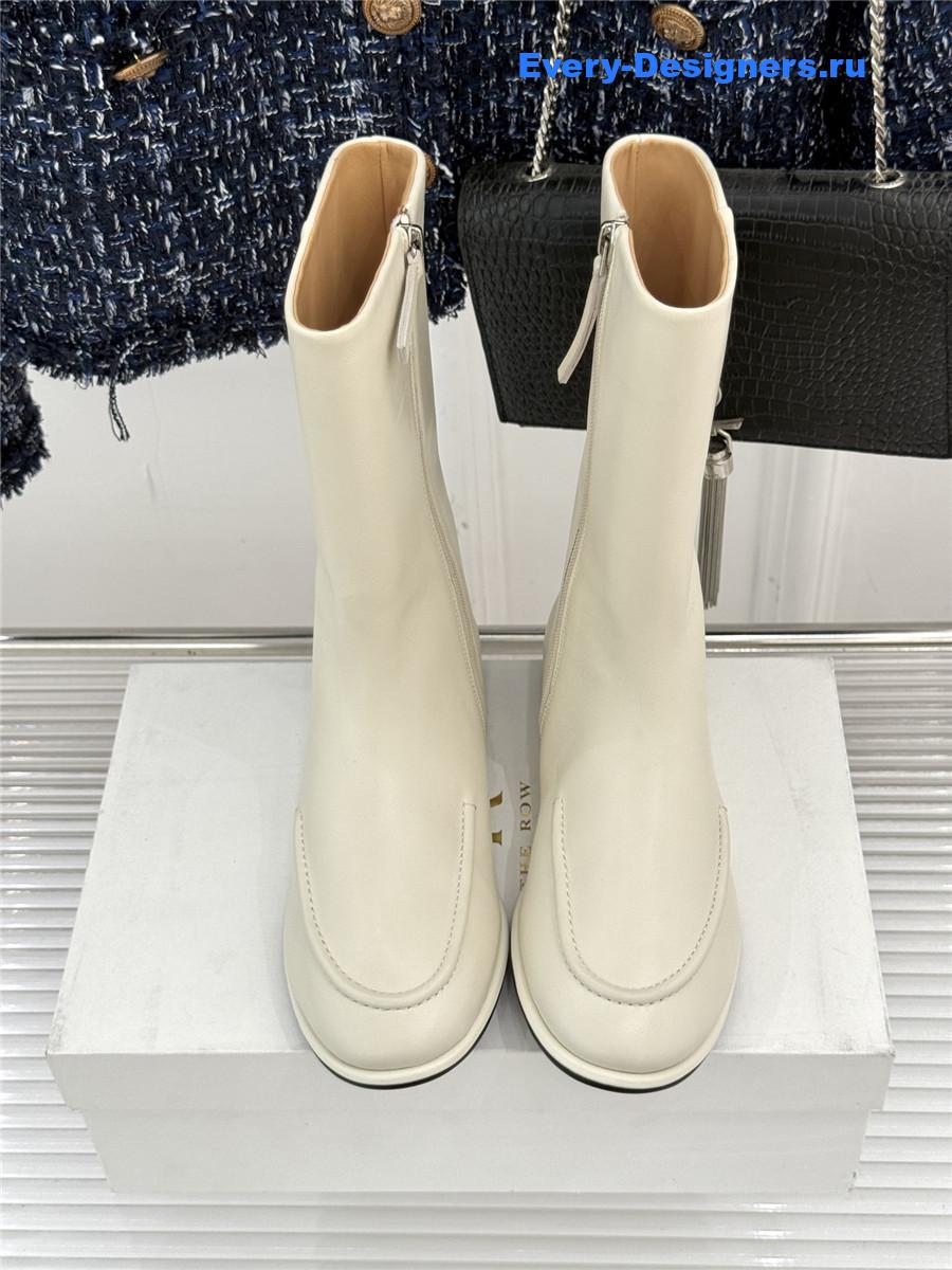 The R0w white canal ankle boots
