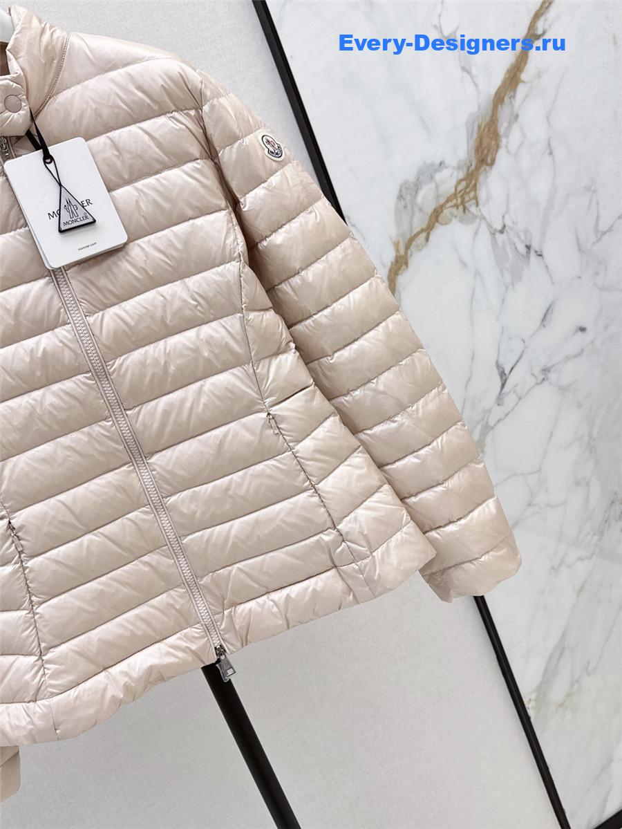 Moncler Beige Abderos Short Down Jacket