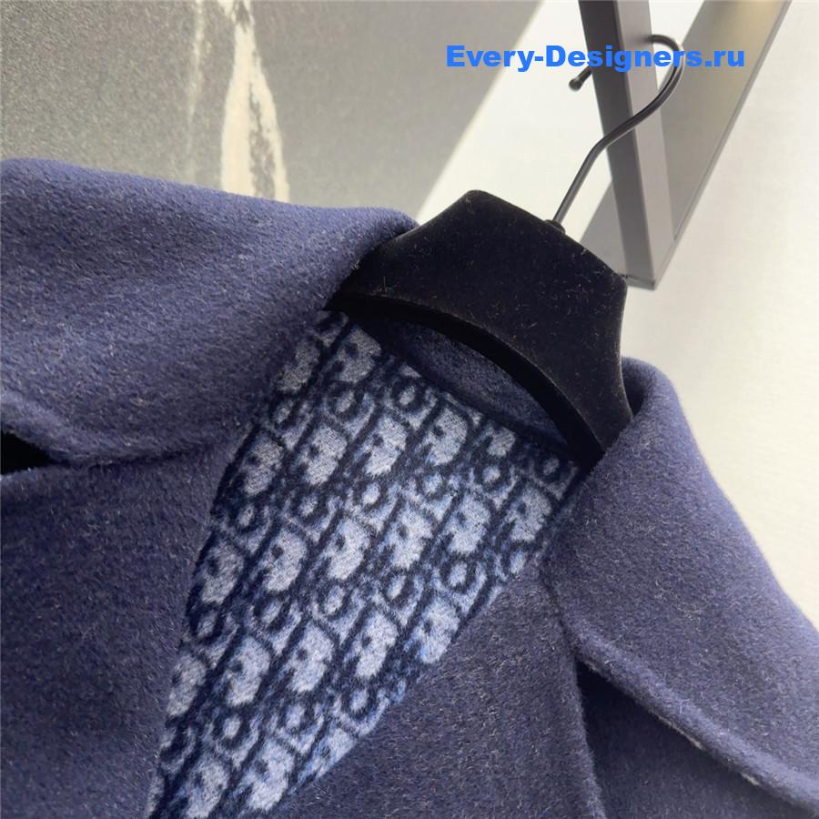 D10r dark blue cropped wool coat