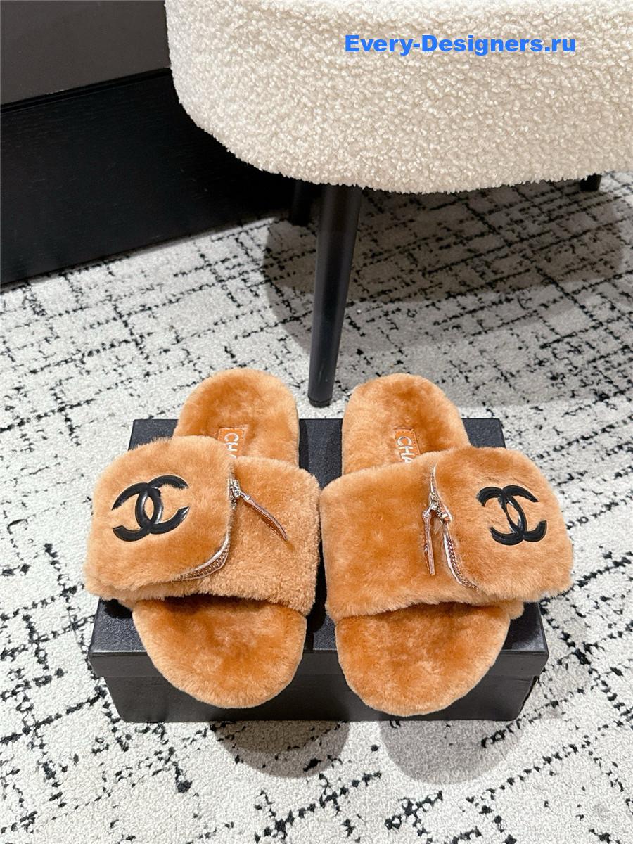 Ch**el brown logo cc wool slides