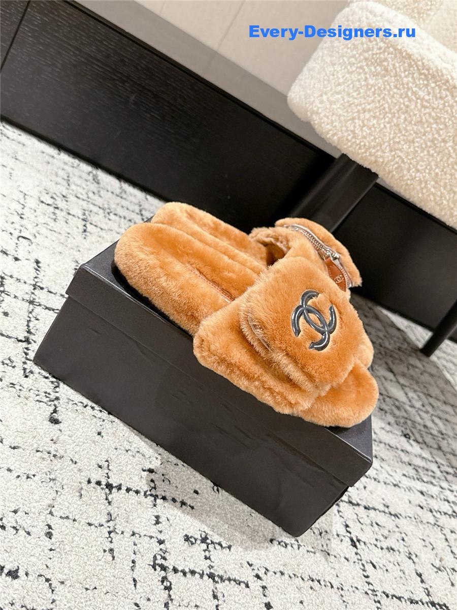 Ch**el brown logo cc wool slides