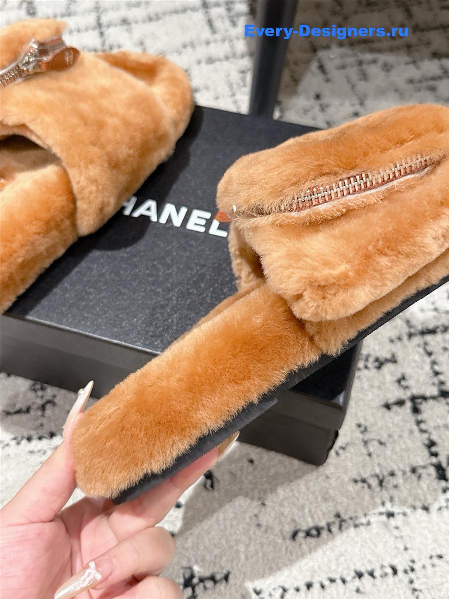 Ch**el brown logo cc wool slides