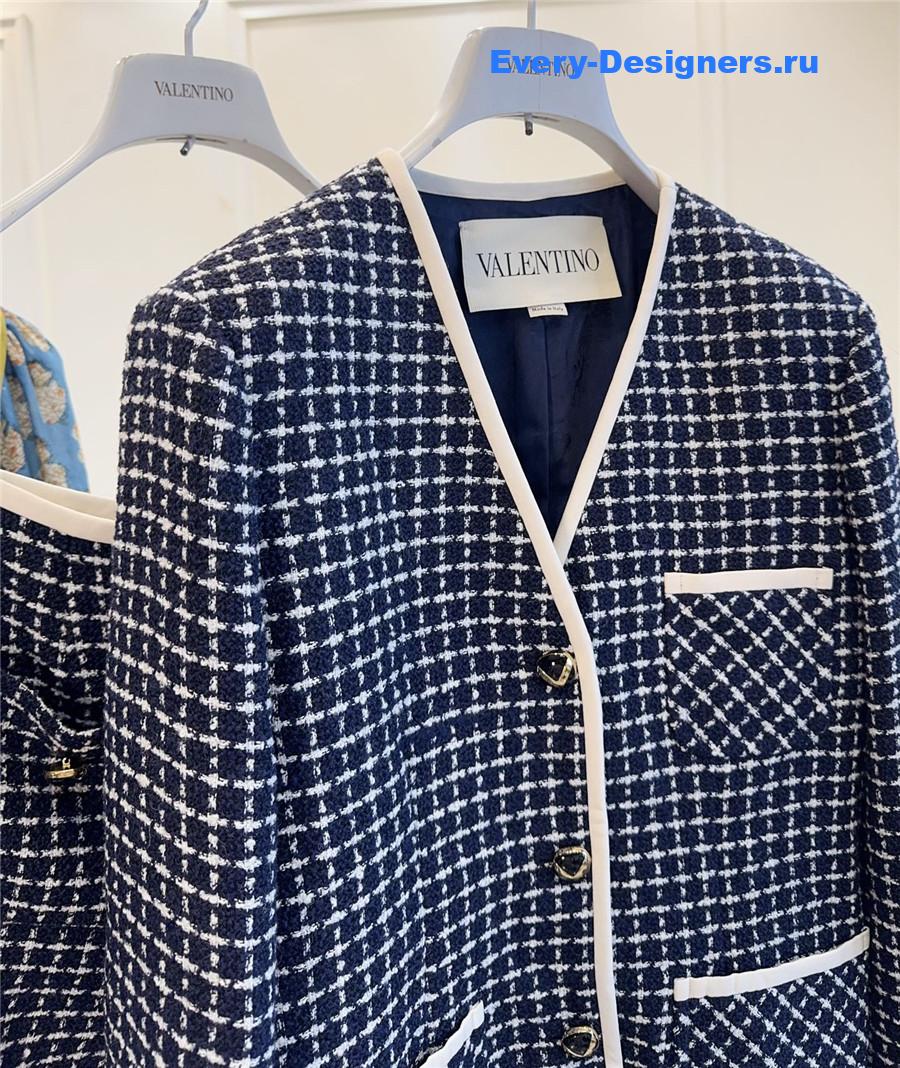 Va1e*ntin0 blue v neck check jacket set