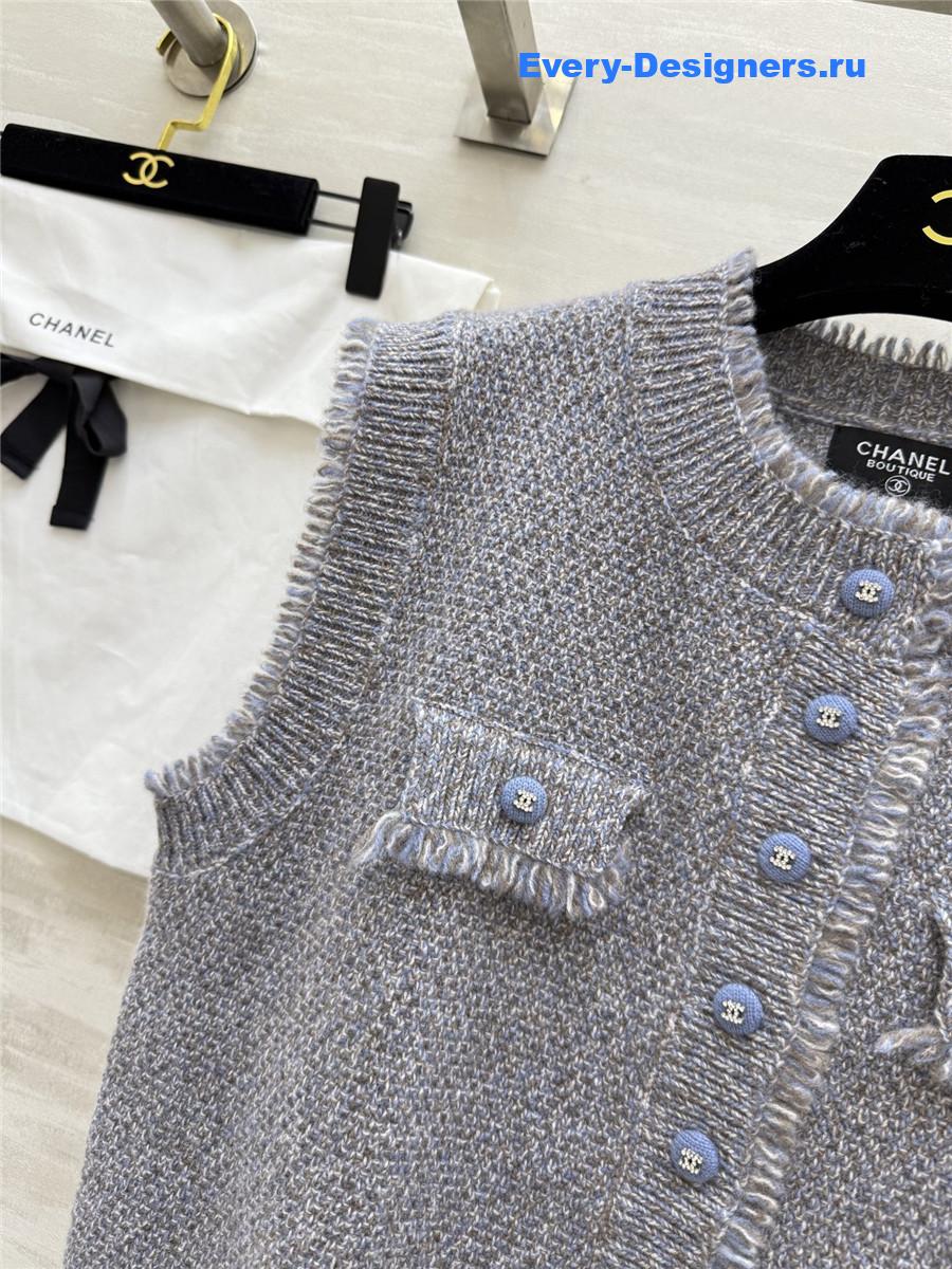 Ch**el grey wool vest