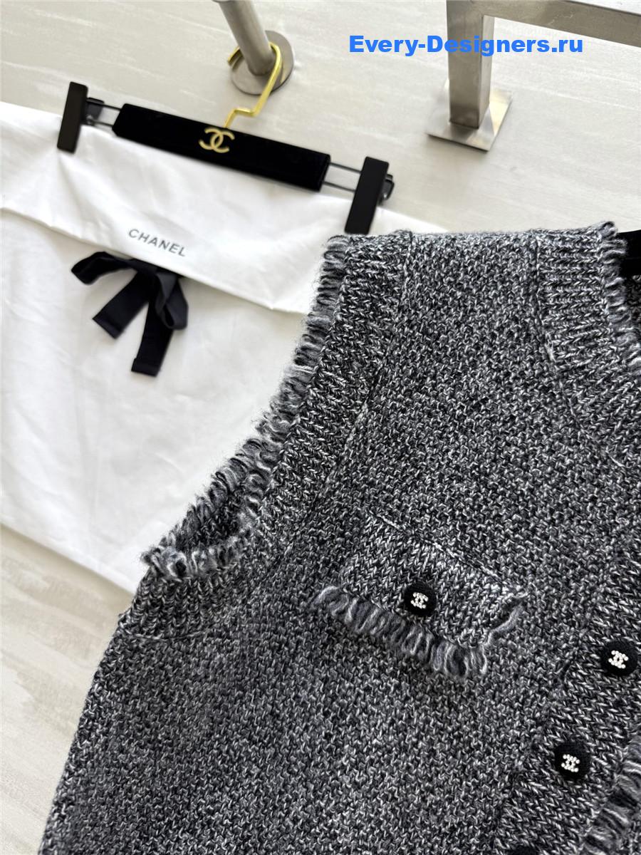 Ch**el dark grey wool vest