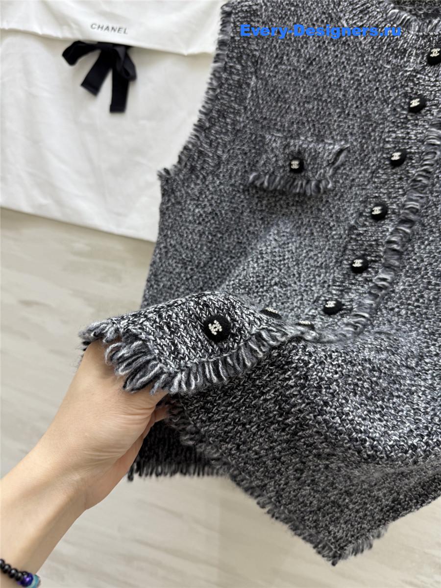 Ch**el dark grey wool vest