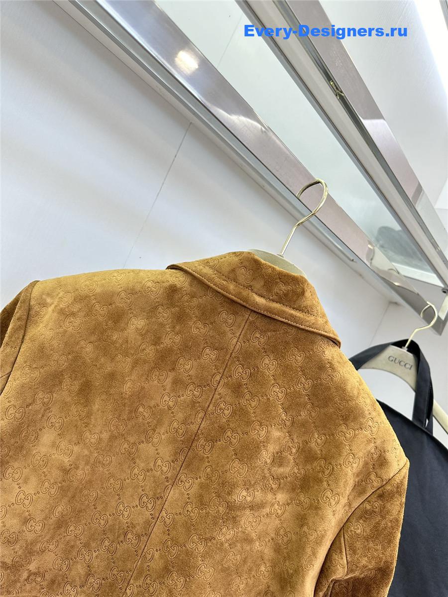 Gvc*1 gg brown suede jacket