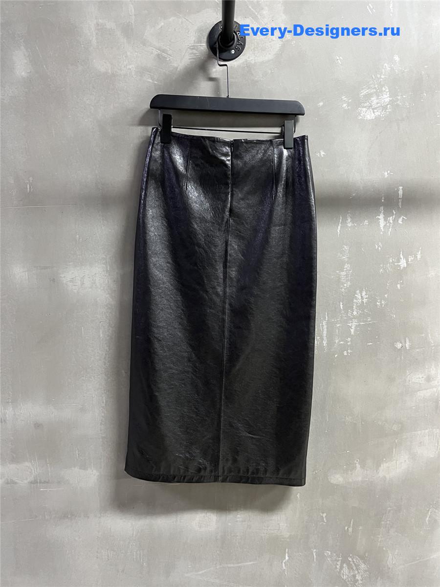 D10r black leather midi length skirt