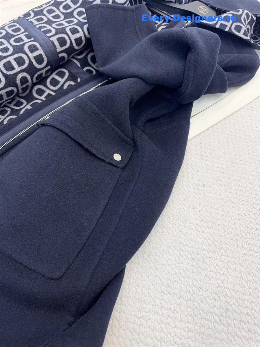 H**me5 dark blue cashmere hooded coat