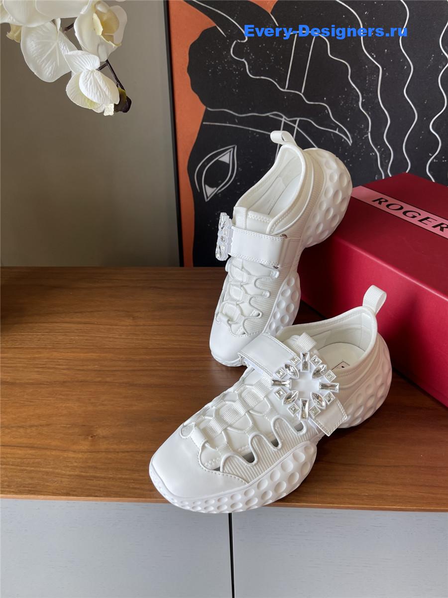 Roger Vivier Viv’ White Run Light Sneakers