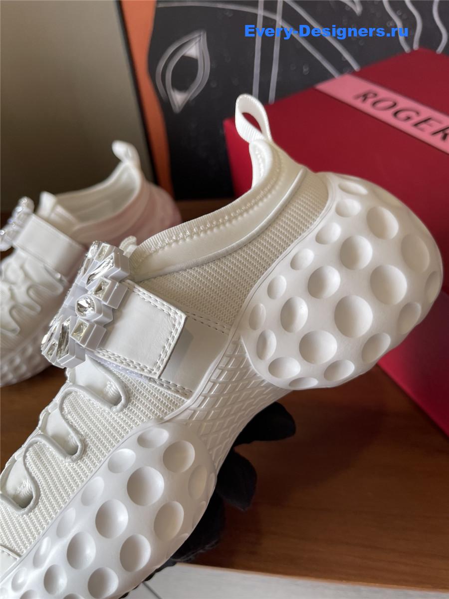 Roger Vivier Viv’ White Run Light Sneakers