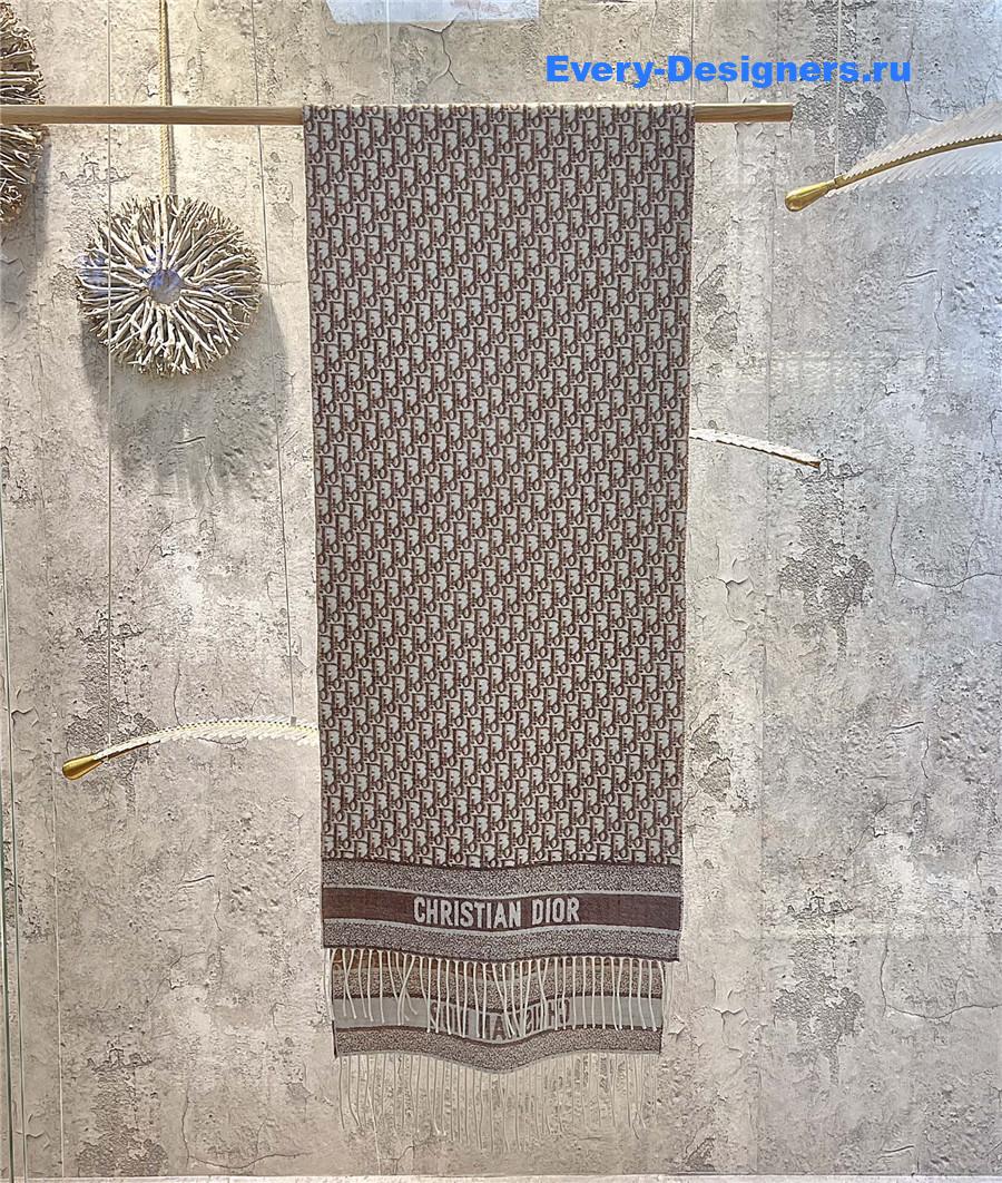 D10r beige oblique reversible scarf