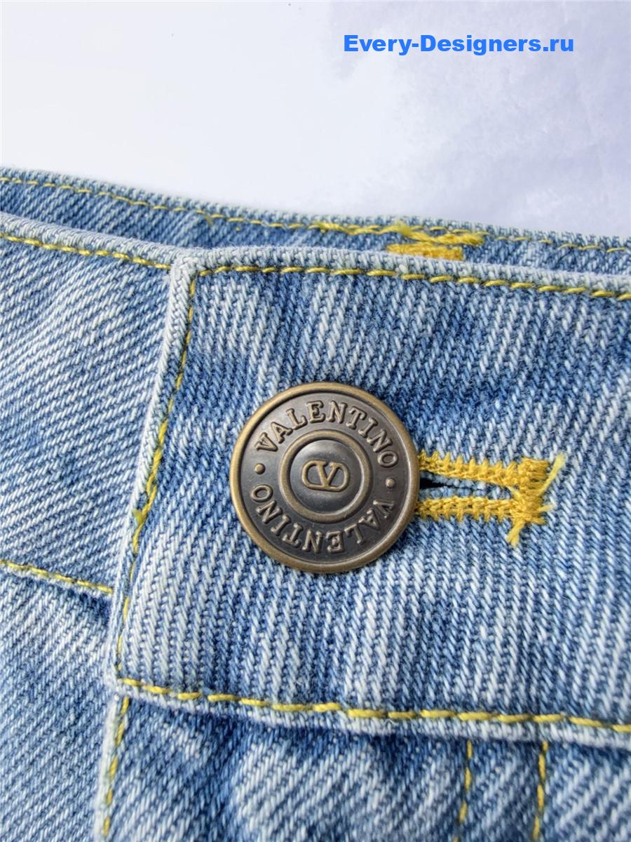 Va1e*ntin0 garavani contrast border denim jeans