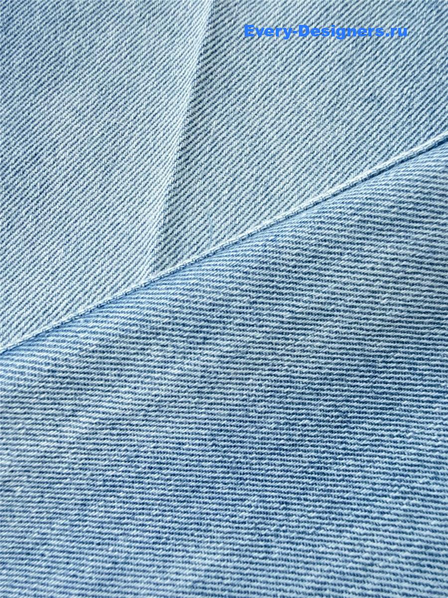 Va1e*ntin0 garavani contrast border denim jeans