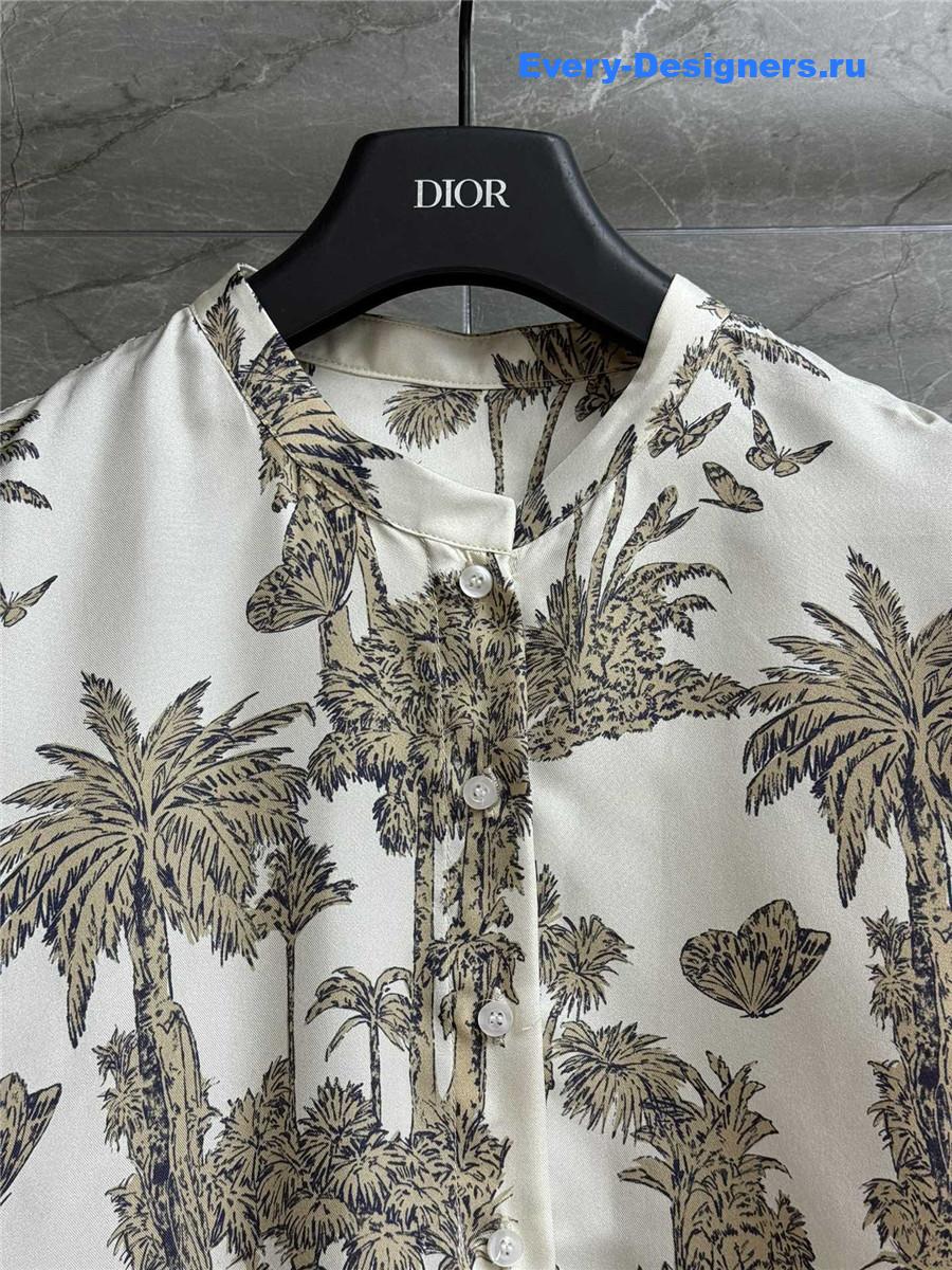 D10r jungle print long silk blouse