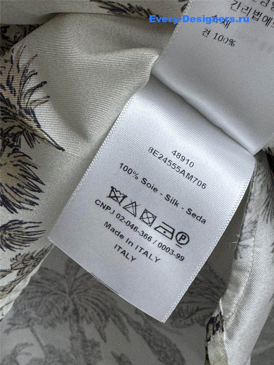 D10r jungle print long silk blouse