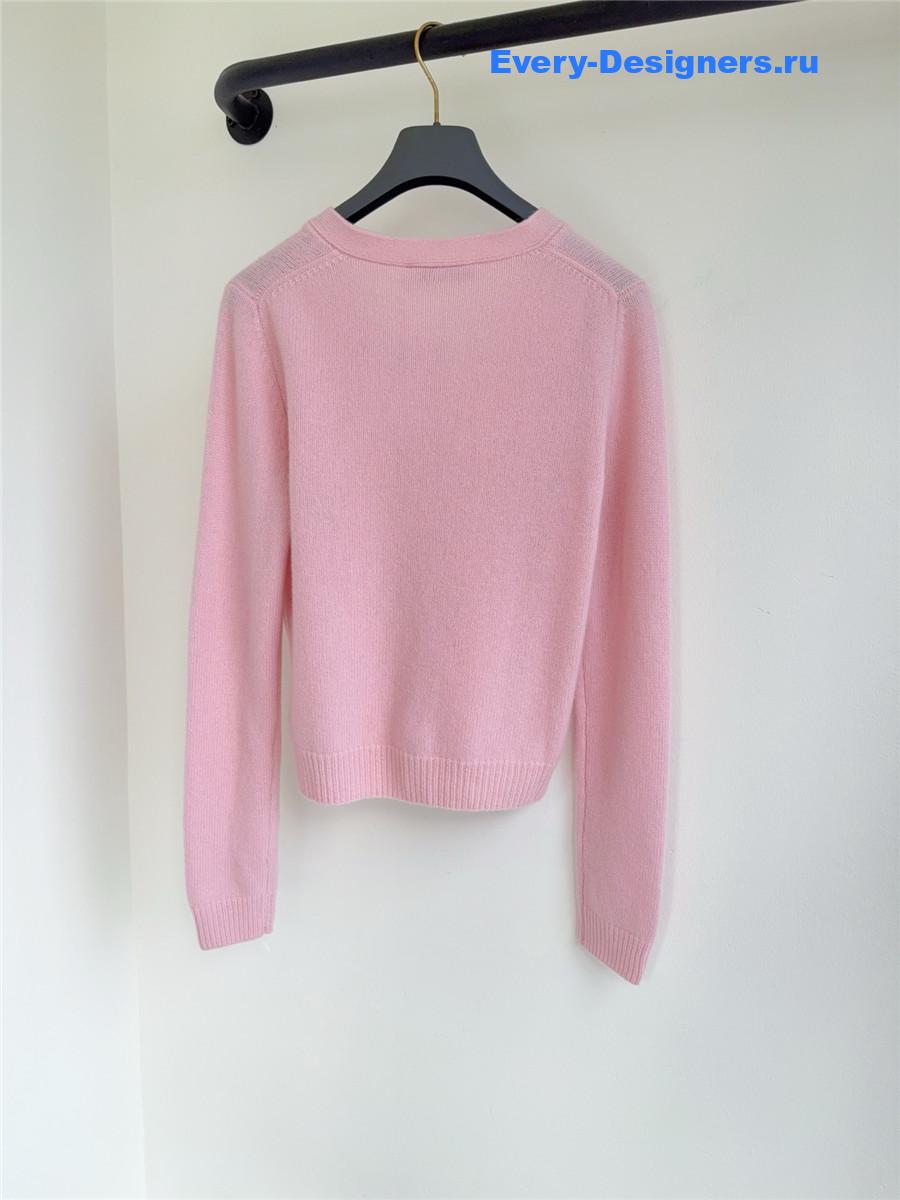 D10r button v neck pink cardigan