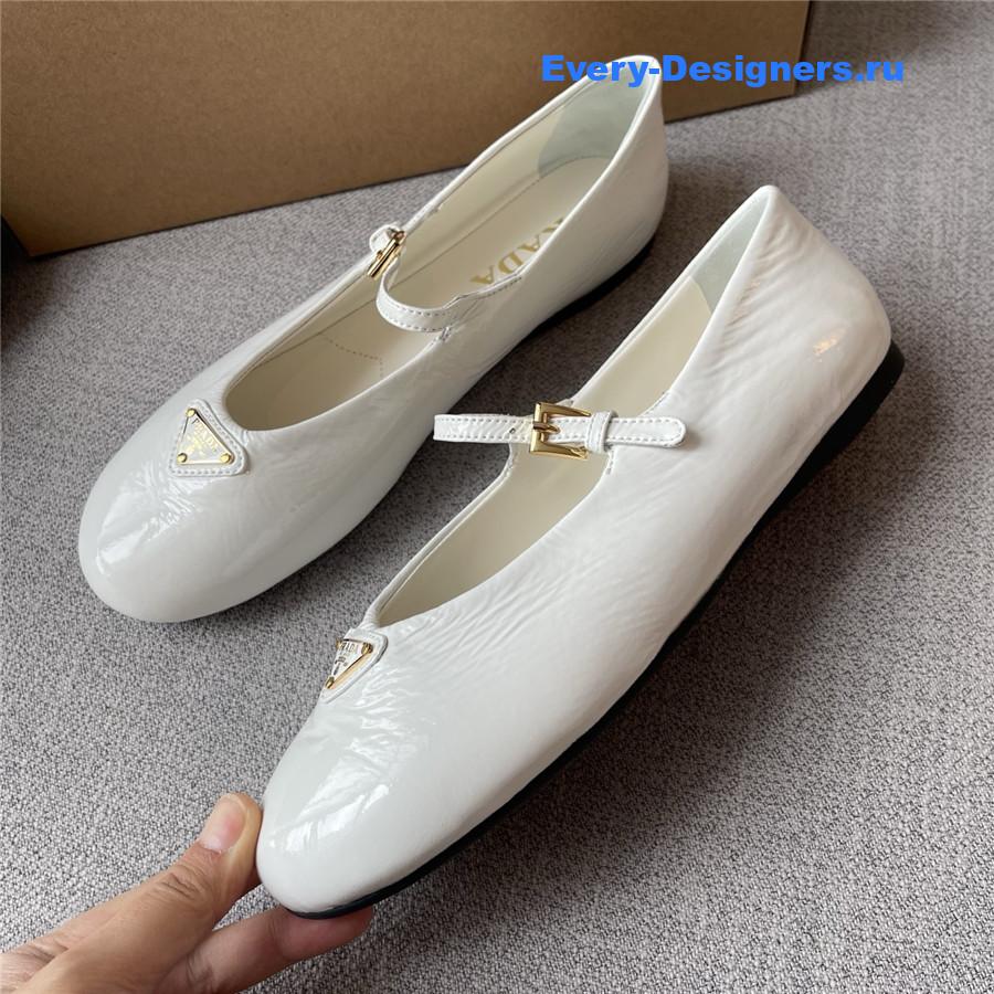 Pra*a white naplak patent leather ballerinas