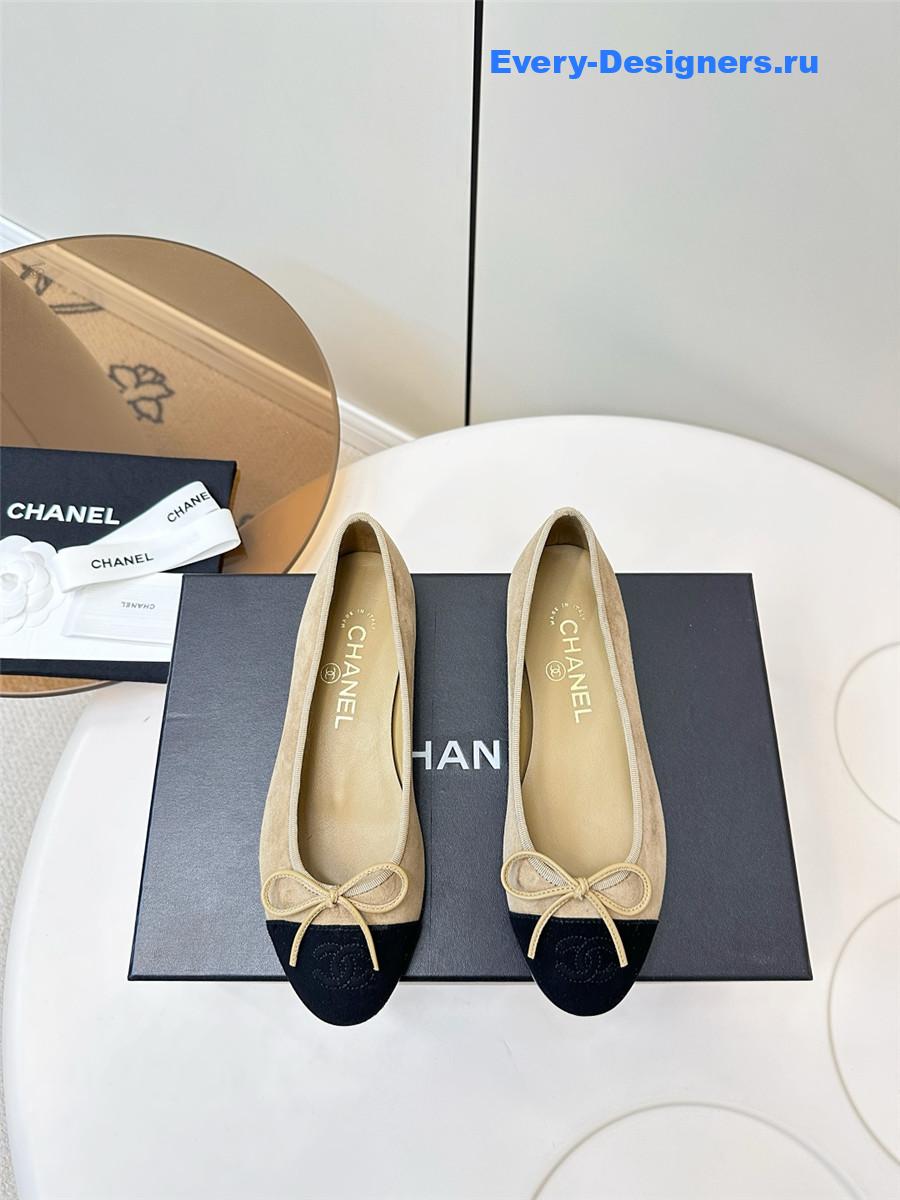 Ch**el brown & black leather cc ballet flats