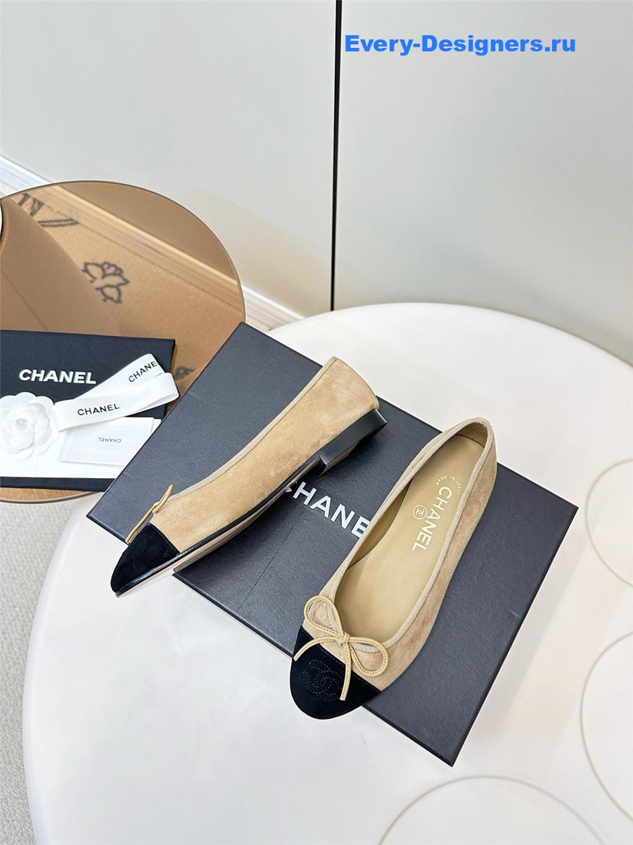 Ch**el brown & black leather cc ballet flats