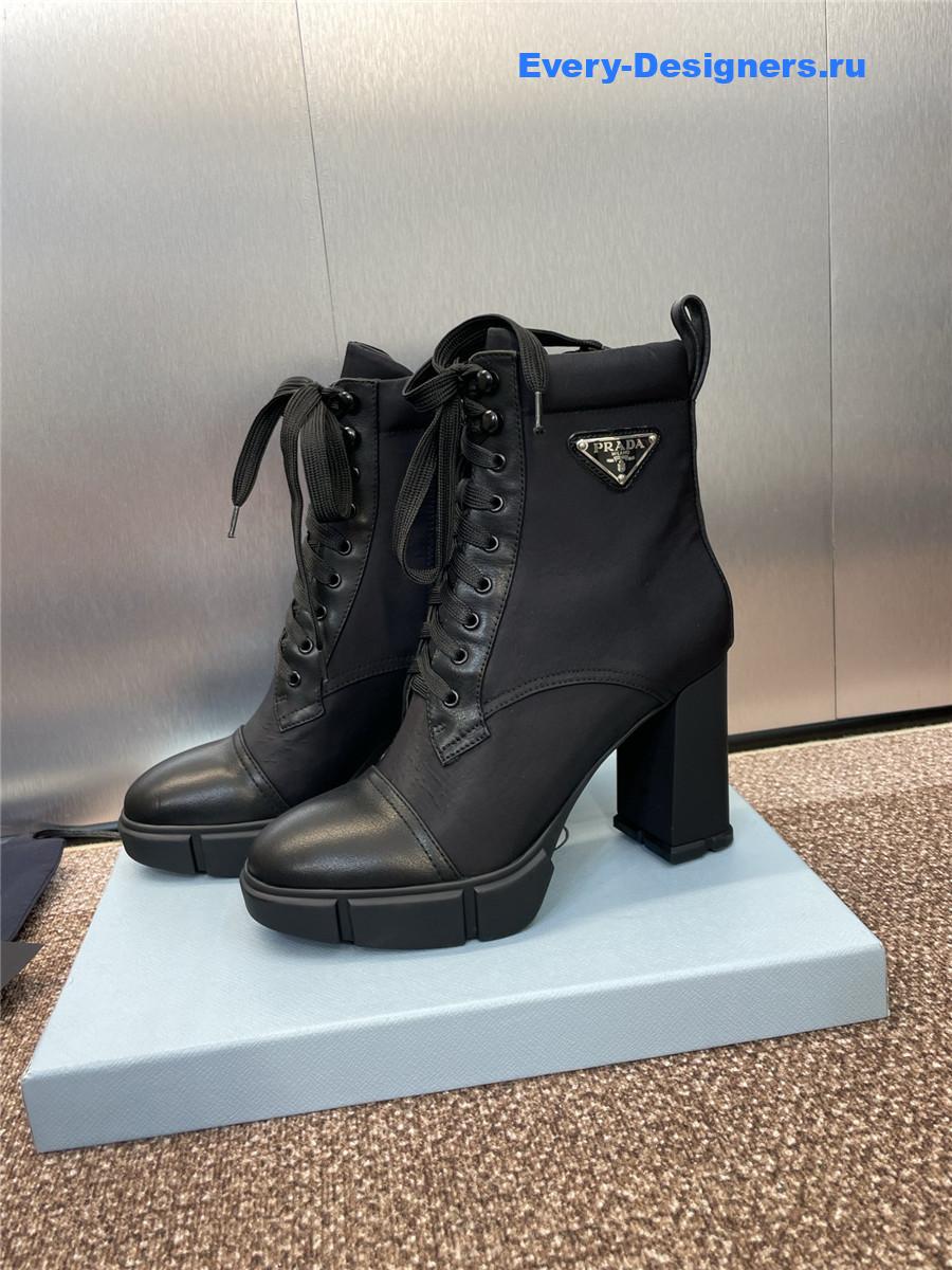 Pra*a spazzolato re-nylon metal triangle logo ankle boots