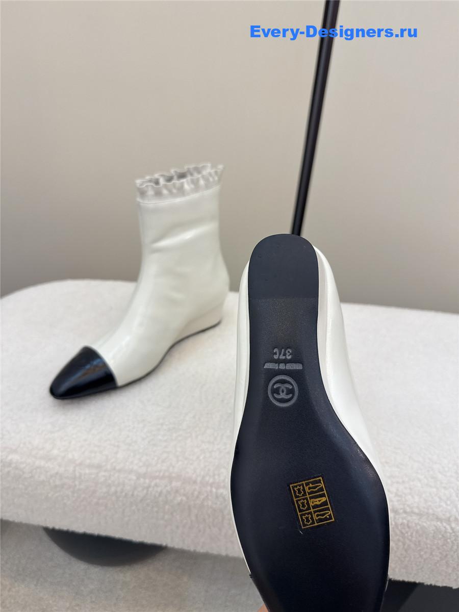 Ch**el white pointed wedge ankle boots