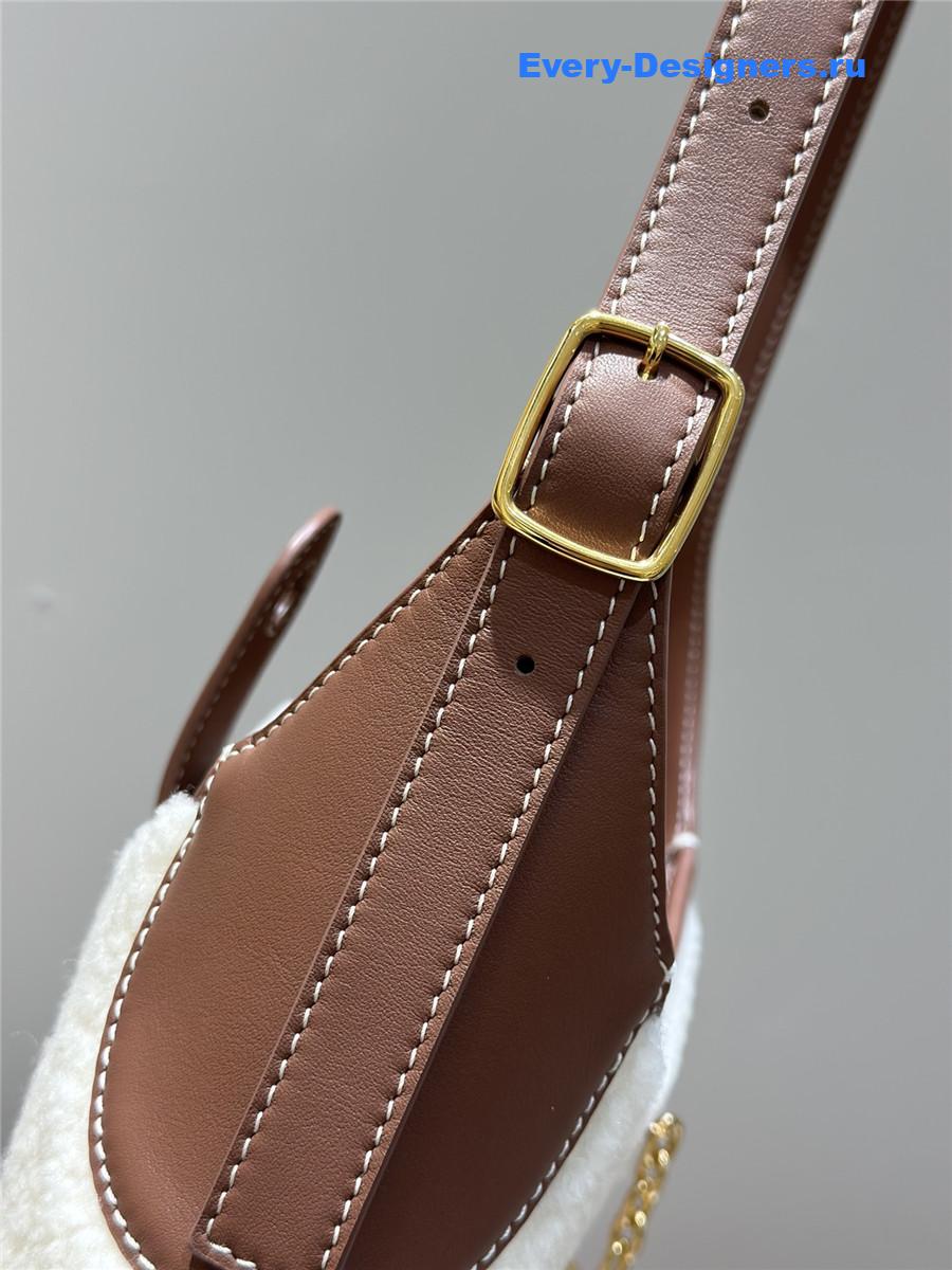 L0r0 P1ana bobbin large faux shearling shoulder bag in white