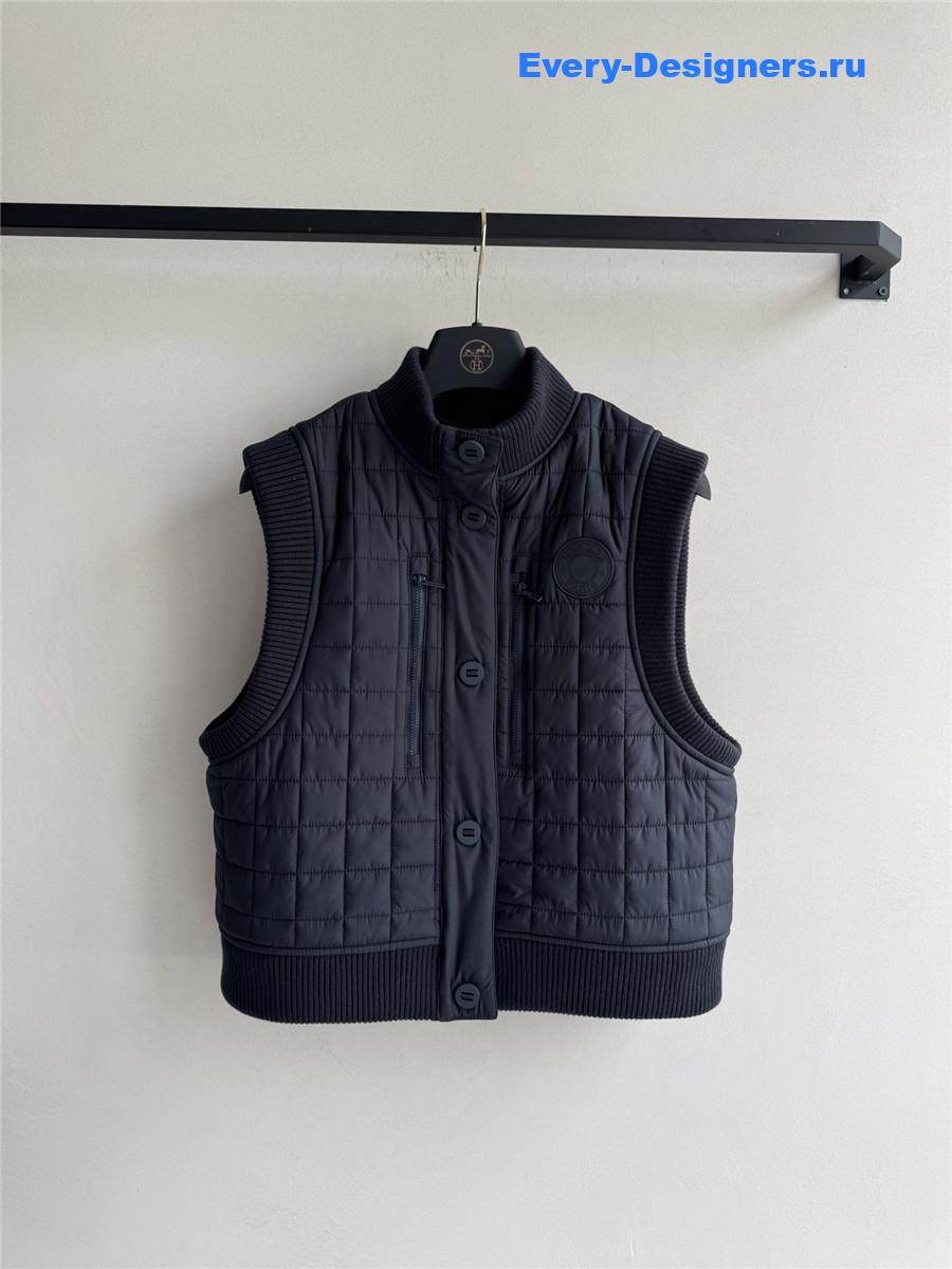 H**me5 black padded vest