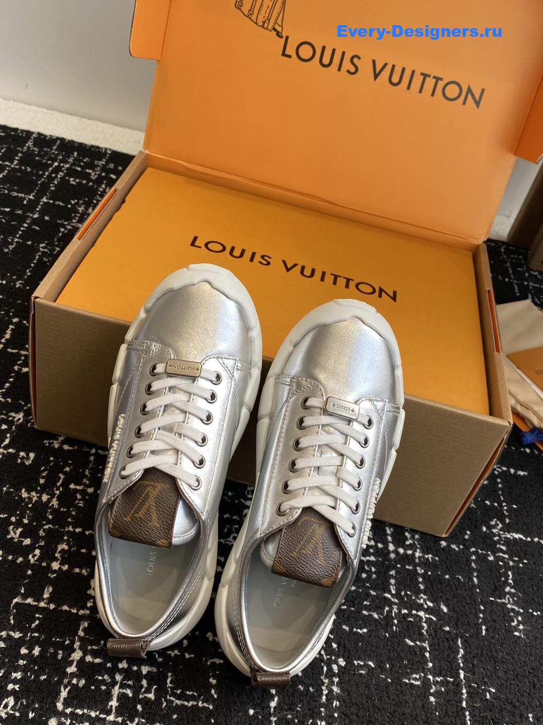 l0vis Vvtt0n silver lv bubble sneaker