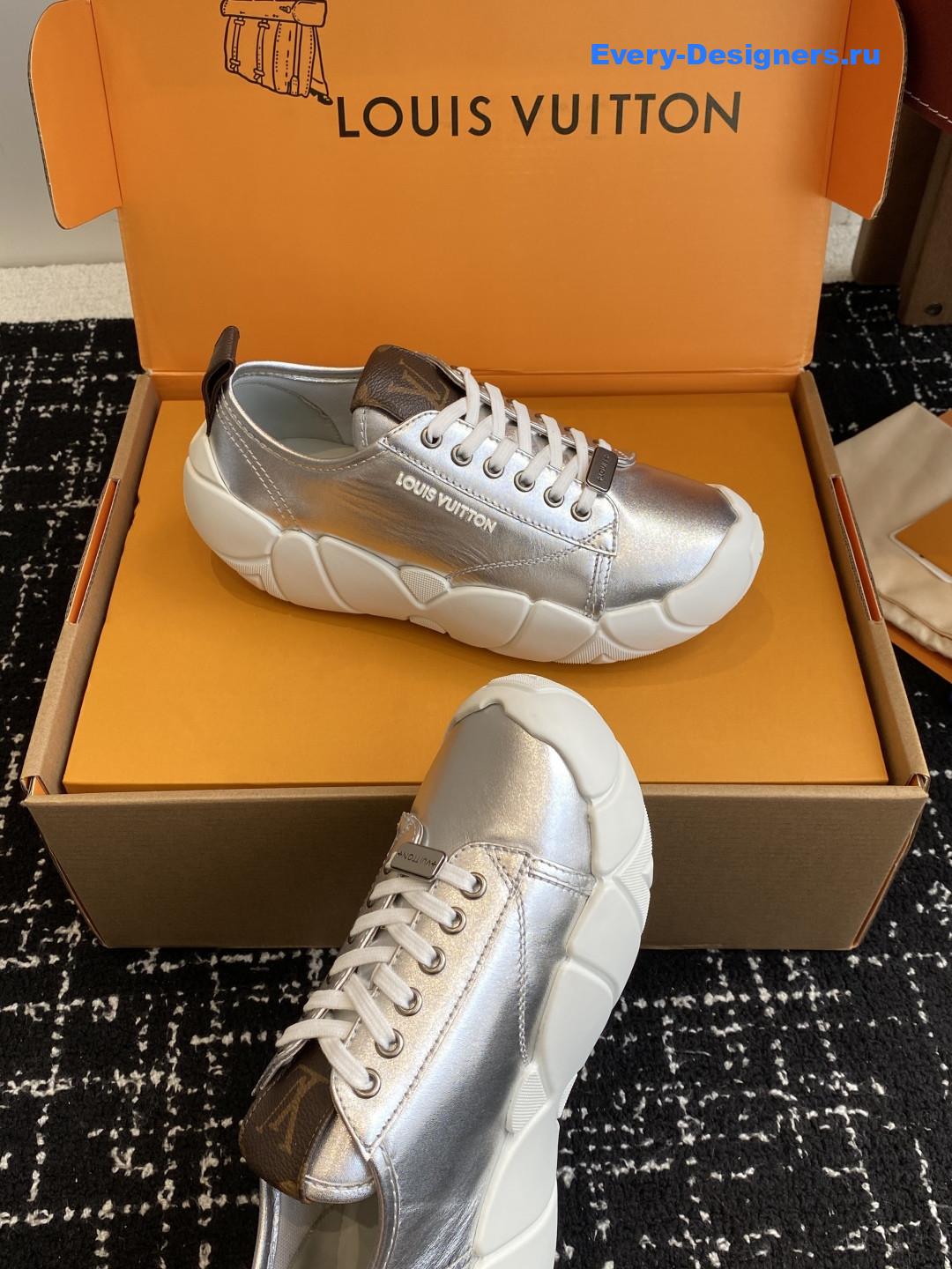 l0vis Vvtt0n silver lv bubble sneaker