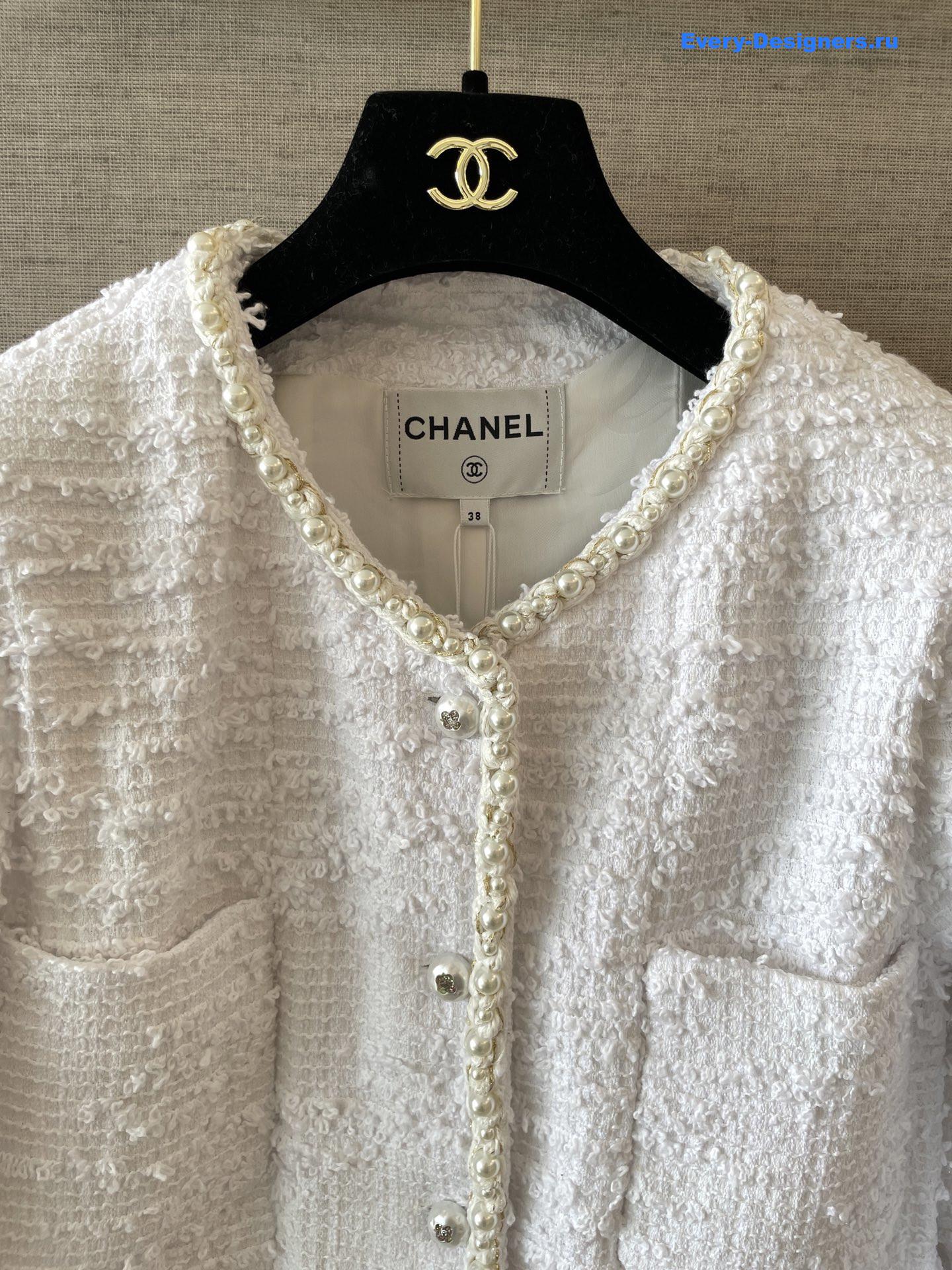 Ch**el white tweed pearl jacket