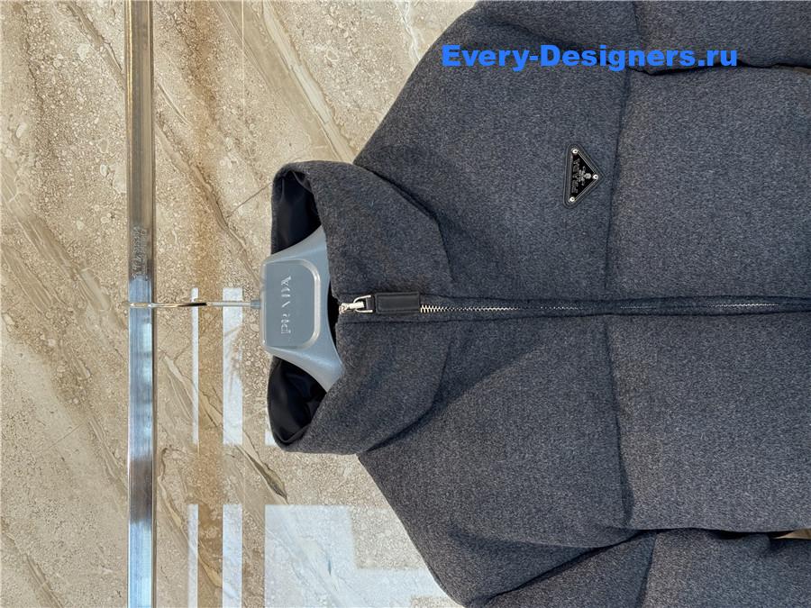 Pra*a belted logo-plaque down jacket