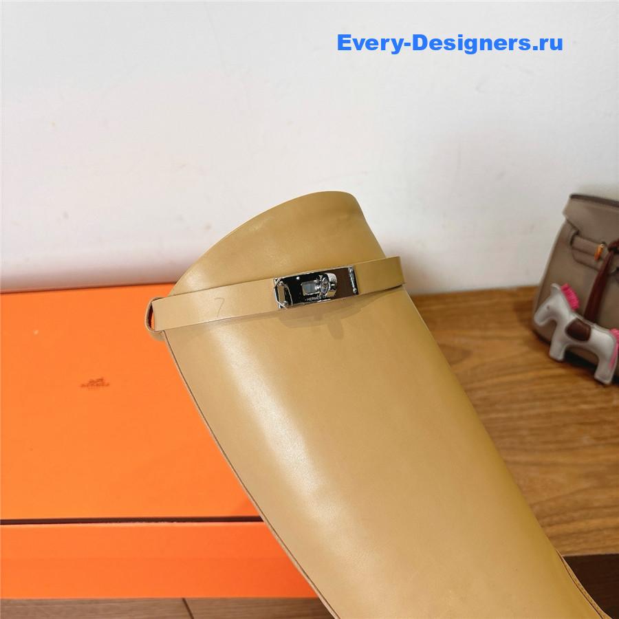 H**me5 beige leather kelly jumping boots