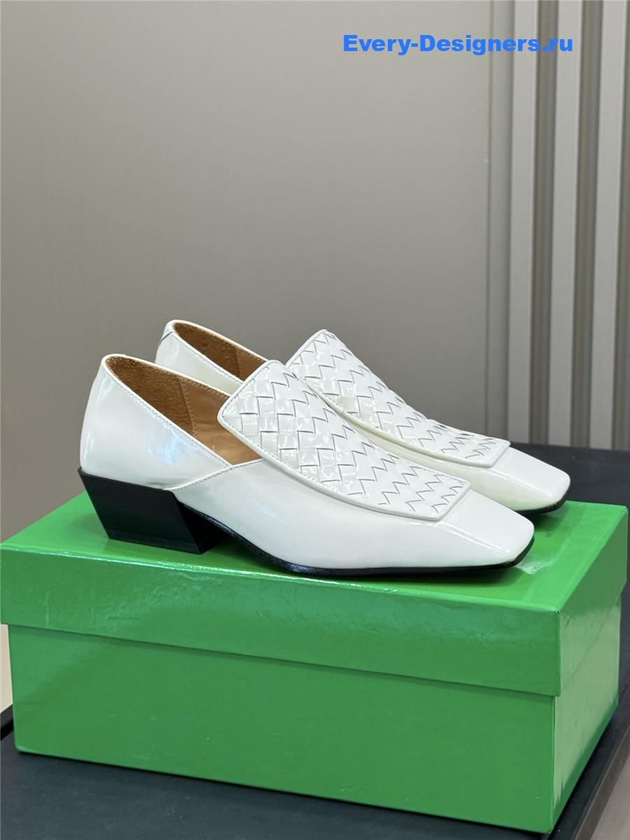 b0tt*ga Ven*ta white okinawa leather loafers