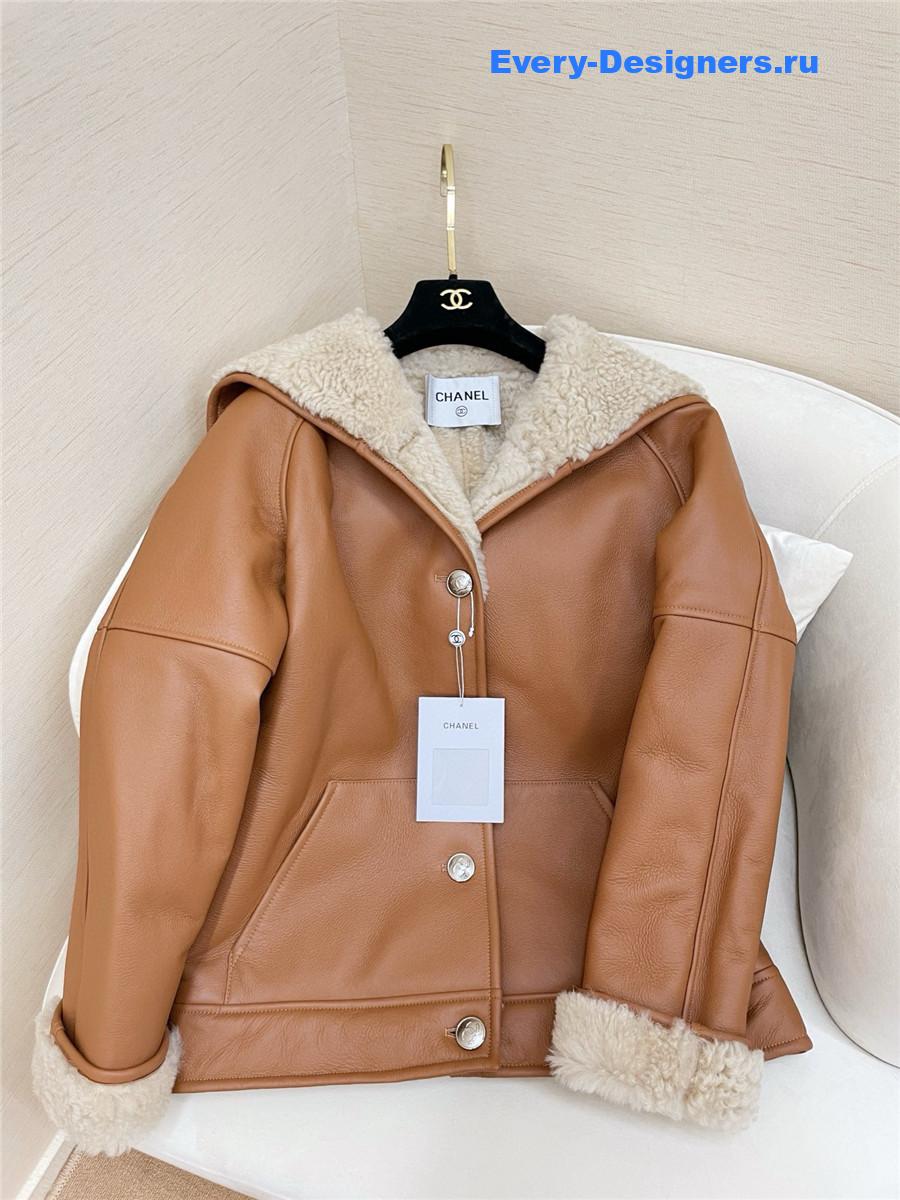 Ch**el brown shearling cropped coat