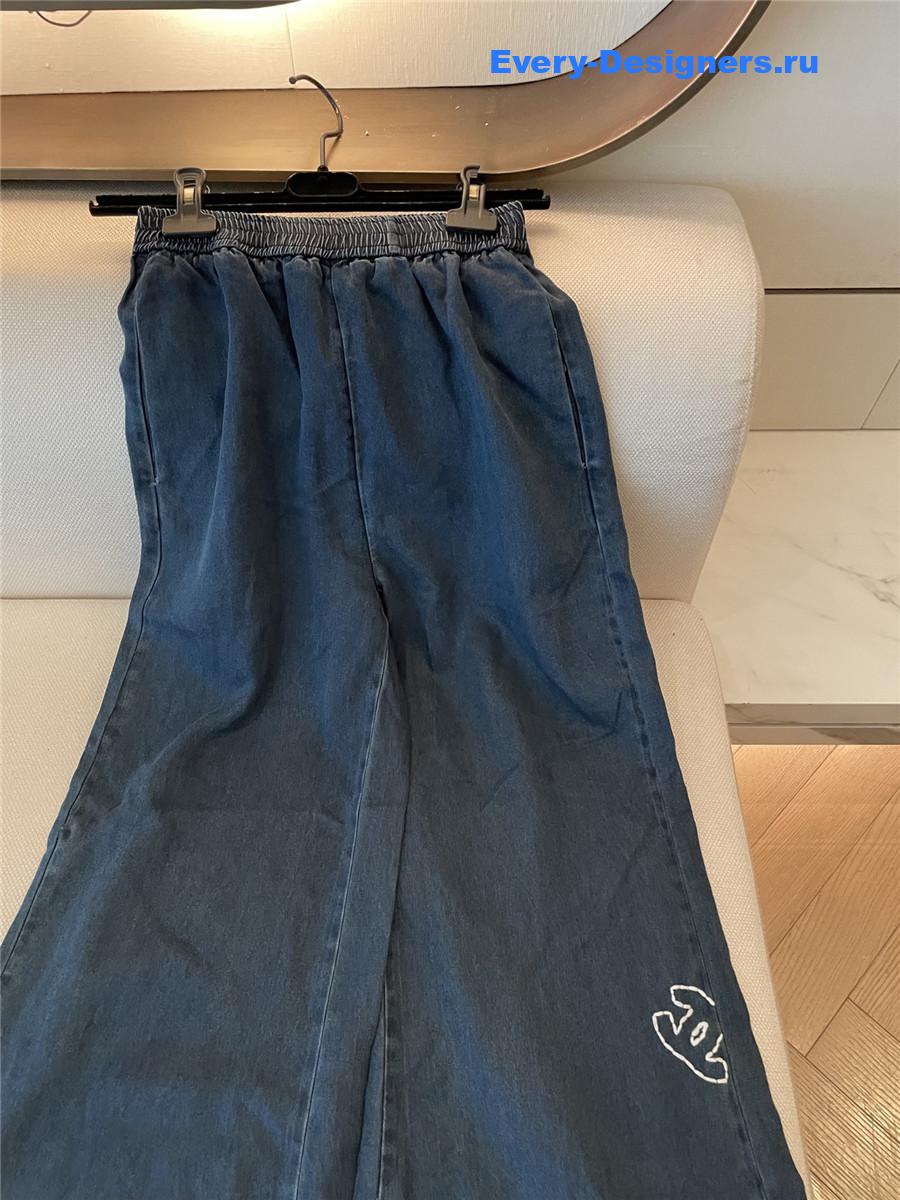 Ch**el blue elastic waist flared jeans