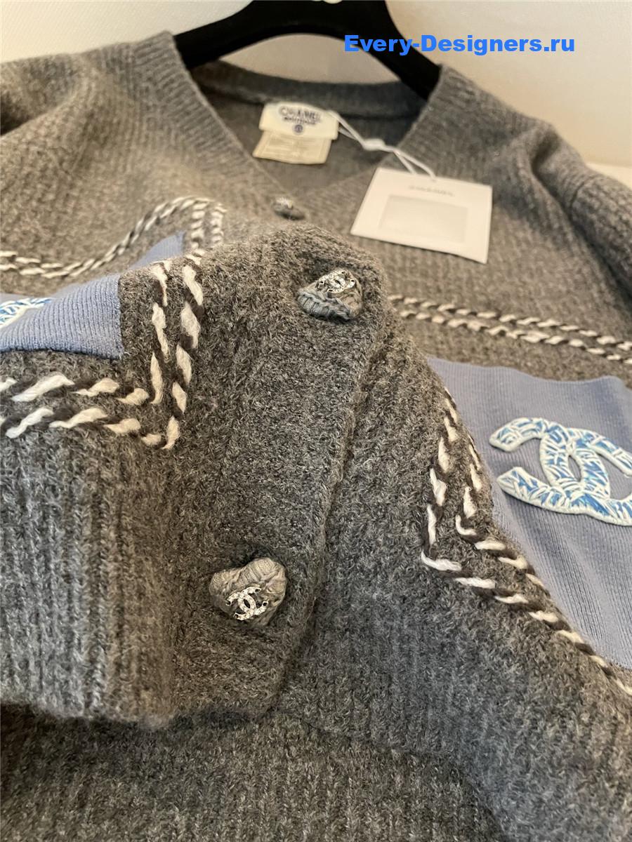 Ch**el v-neck grey wool knitted cardigan