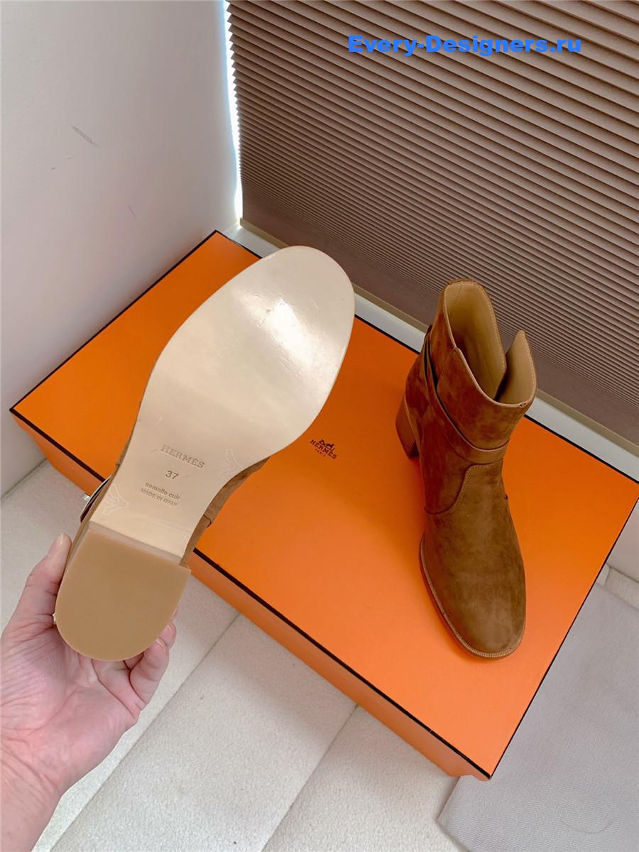 H**me5 brown suede frenchie 50 ankle boots