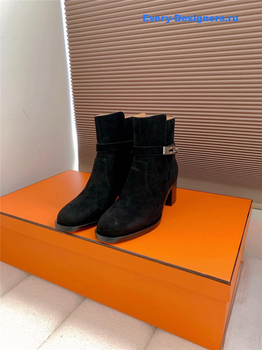 H**me5 black suede frenchie 50 ankle boots
