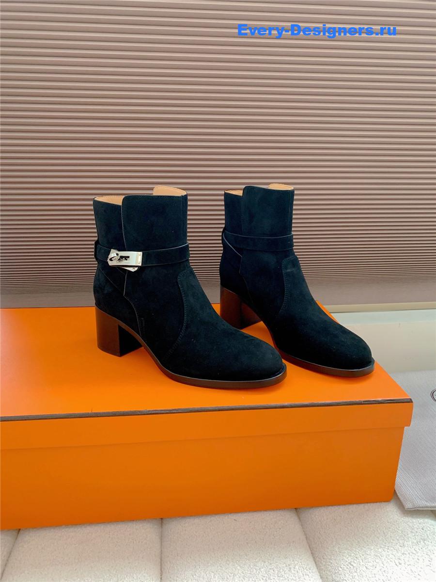 H**me5 black suede frenchie 50 ankle boots