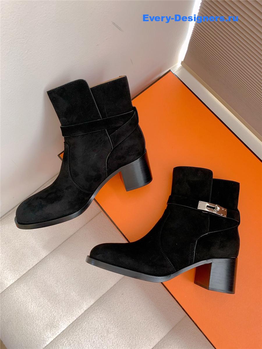 H**me5 black suede frenchie 50 ankle boots